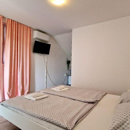 Cozy Room Peny Karlovac Exterior foto