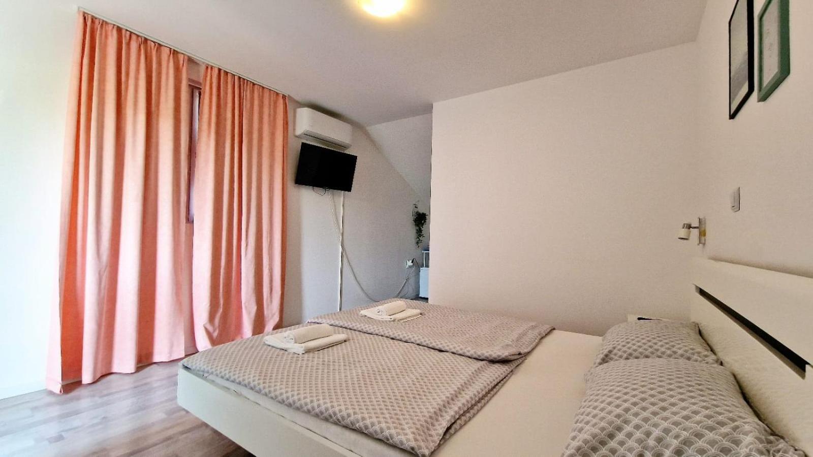 Cozy Room Peny Karlovac Exterior foto